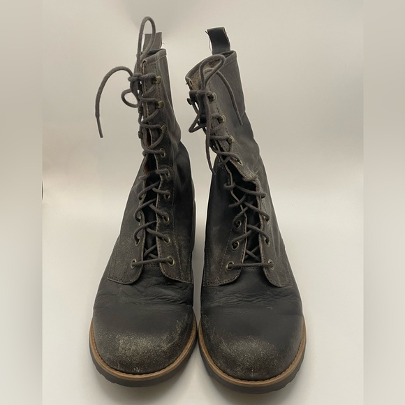 Dr. Martens Lucie Weathered Black Heel lace up leather boots Women’s Sz 9 EUC - Picture 5 of 11